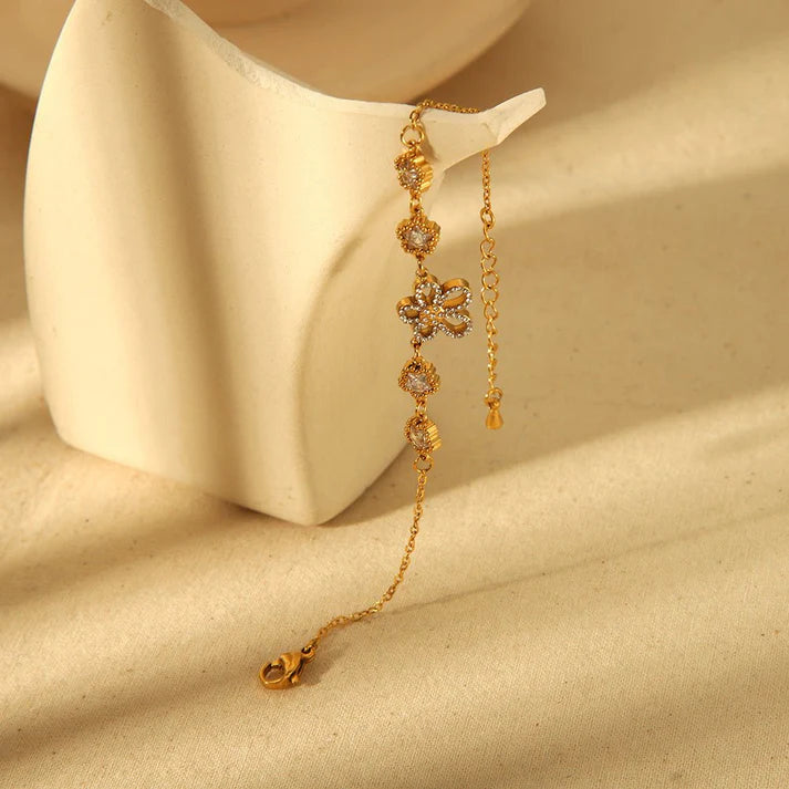Fashion 18K Gold Plated Stainless Steel Inlaid Zircon bracelet